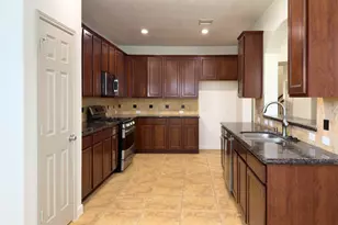 2802 Ridgeglen Ln, Houston, TX 77082 - Photo 4