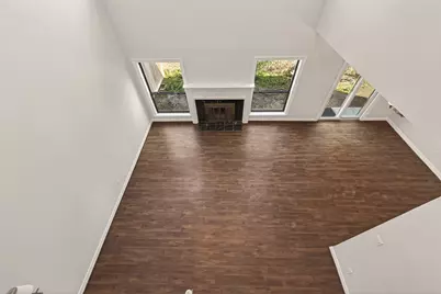 16 Town Oaks Place, Bellaire, TX 77401 - Photo 44