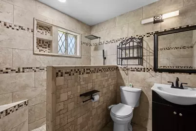 6281 25th St, Groves, TX 77619 - Photo 20