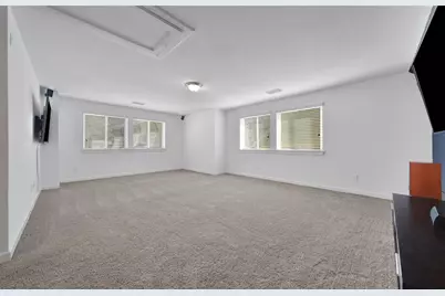 8710 Strongoak Lane, Houston, TX 77055 - Photo 32