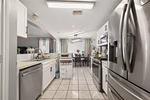 8926 Westbrae Gardens Ct, Houston, TX 77031 - Photo 16