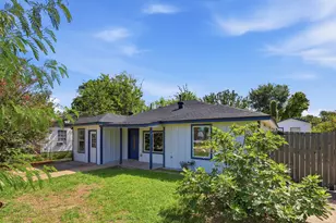 5718 Cherry, Houston, TX 77026 - Photo 2