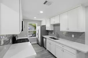 5718 Cherry, Houston, TX 77026 - Photo 8