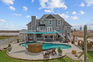319 Francis Cove, Surfside Beach, TX 77541 - Photo 1