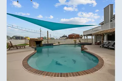 319 Francis Cove, Surfside Beach, TX 77541 - Photo 18