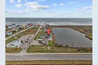 319 Francis Cove, Surfside Beach, TX 77541 - Photo 4