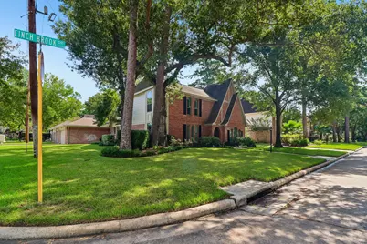 13014 Finch Brook Drive, Cypress, TX 77429 - Photo 2