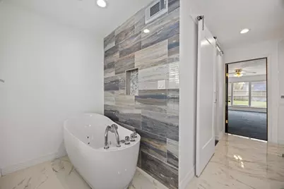 15702 Mesa Verde Drive, Houston, TX 77059 - Photo 30