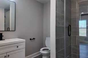 917 Temple Dr, Hitchcock, TX 77563 - Photo 12