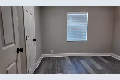 917 Temple Drive, Hitchcock, TX 77563 - Photo 20