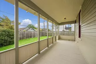 1846 Arlington St, Houston, TX 77008 - Photo 32