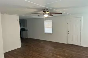 4711 3rd St, Bacliff, TX 77518 - Photo 6