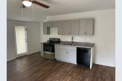 4711 3rd Street, Bacliff, TX 77518 - Photo 8