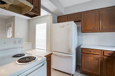 7500 West Loop S, Bellaire, TX 77401 - Photo 10