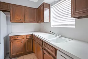 7500 W Loop S, Bellaire, TX 77401 - Photo 8