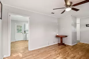 1542 Marsalis Rd, Lancaster, TX 75134 - Photo 2