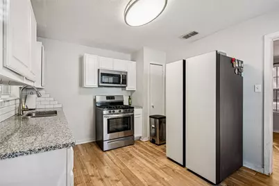 1542 Marsalis Road, Lancaster, TX 75134 - Photo 6