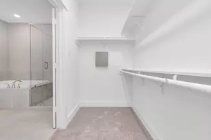 2726 Ruhman Flds Dr, Houston, TX 77008 - Photo 24