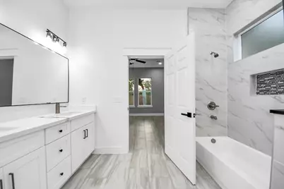 416 S 1st Street, La Porte, TX 77571 - Photo 22