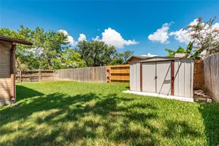 15410 Empanada Dr, Houston, TX 77083 - Photo 20