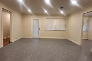 1902 Amy Dr, Baytown, TX 77520 - Photo 6