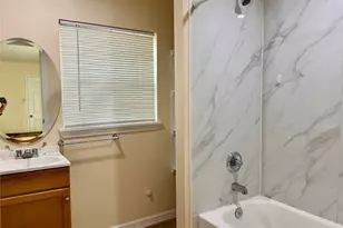 711 Hahlo St, Houston, TX 77020 - Photo 8