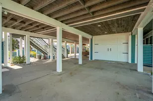 16544 John Silver Rd, Jamaica Beach, TX 77554 - Photo 34