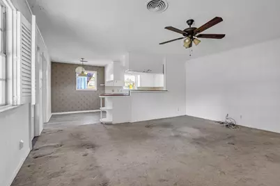 4633 Hummingbird Street, Houston, TX 77035 - Photo 10