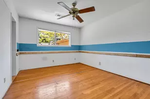 4633 Hummingbird St, Houston, TX 77035 - Photo 12