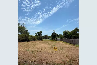 2110 Parkview Ln, La Porte, TX 77571 - Photo 6