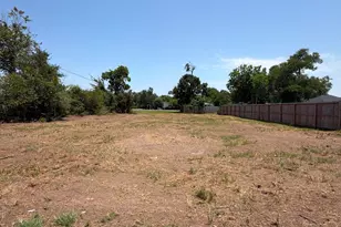 2110 Parkview Ln, La Porte, TX 77571 - Photo 1