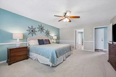 16418 Clearcrest Drive, Houston, TX 77059 - Photo 18