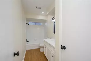 10606 Mills Flat St, Houston, TX 77070 - Photo 18