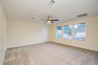 10606 Mills Flat Street, Houston, TX 77070 - Photo 12