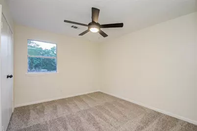10606 Mills Flat Street, Houston, TX 77070 - Photo 14