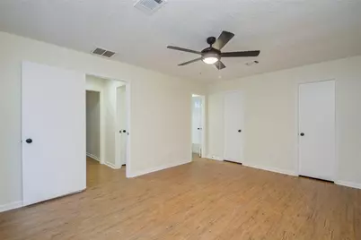 10606 Mills Flat Street, Houston, TX 77070 - Photo 8
