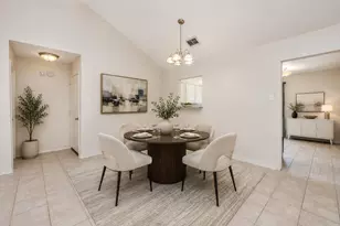 7423 Towerview Ln, Houston, TX 77489 - Photo 8