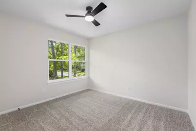 79 N Pathfinders Circle, The Woodlands, TX 77381 - Photo 34
