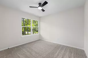 79 N Pathfinders Cir, The Woodlands, TX 77381 - Photo 34