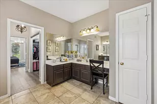 1402 N Pine Orchard Dr, Pearland, TX 77581 - Photo 16