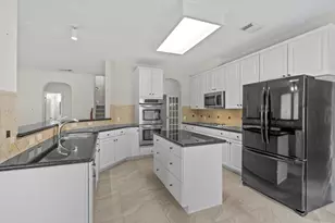 219 Whisper Pass, Houston, TX 77094 - Photo 6