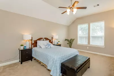 5710 Aubrey Oaks Court, Missouri City, TX 77459 - Photo 10