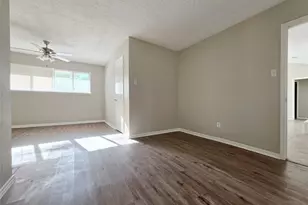 2046 Lexington Woods Dr, Spring, TX 77373 - Photo 8