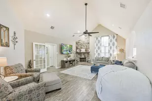 919 McDaniel Dr, Magnolia, TX 77354 - Photo 6