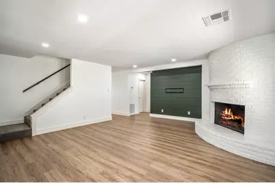 8207 Langdon Lane, Houston, TX 77036 - Photo 12