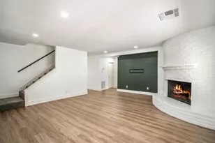 8207 Langdon Ln, Houston, TX 77036 - Photo 12