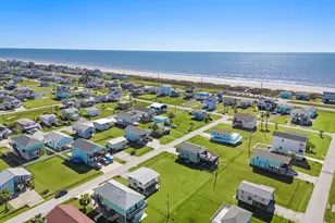 4202 Hardin Dr, Galveston, TX 77554 - Photo 30