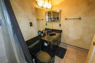 418 Garland Dr, Lake Jackson, TX 77566 - Photo 14