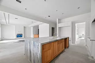 316 W 30th St, Houston, TX 77018 - Photo 8