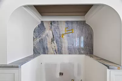 316 W 30th Street, Houston, TX 77018 - Photo 8